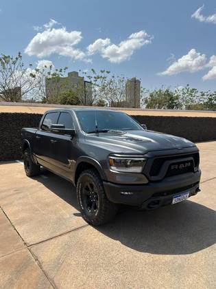 RAM 1500 5.7 V8 GASOLINA REBEL CD 4X4 AUTOMÁTICO